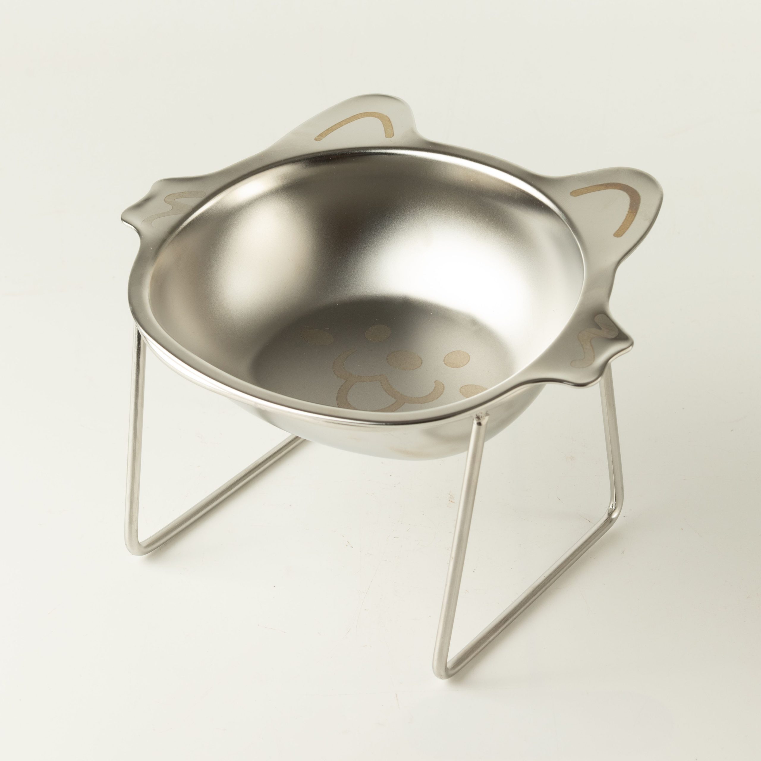 Cat-shaped stainless steel bowl with stand